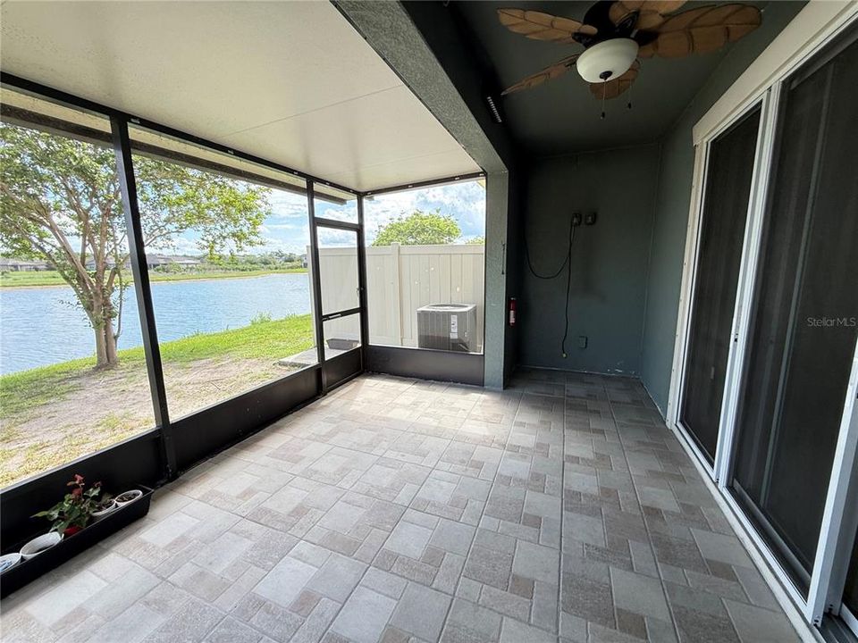 For Sale: $309,900 (3 beds, 2 baths, 1880 Square Feet)