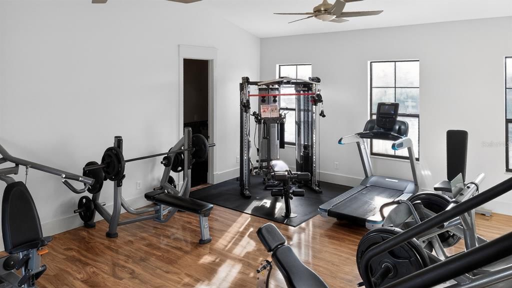 For Rent: $25,000 (5 beds, 3 baths, 8334 Square Feet)