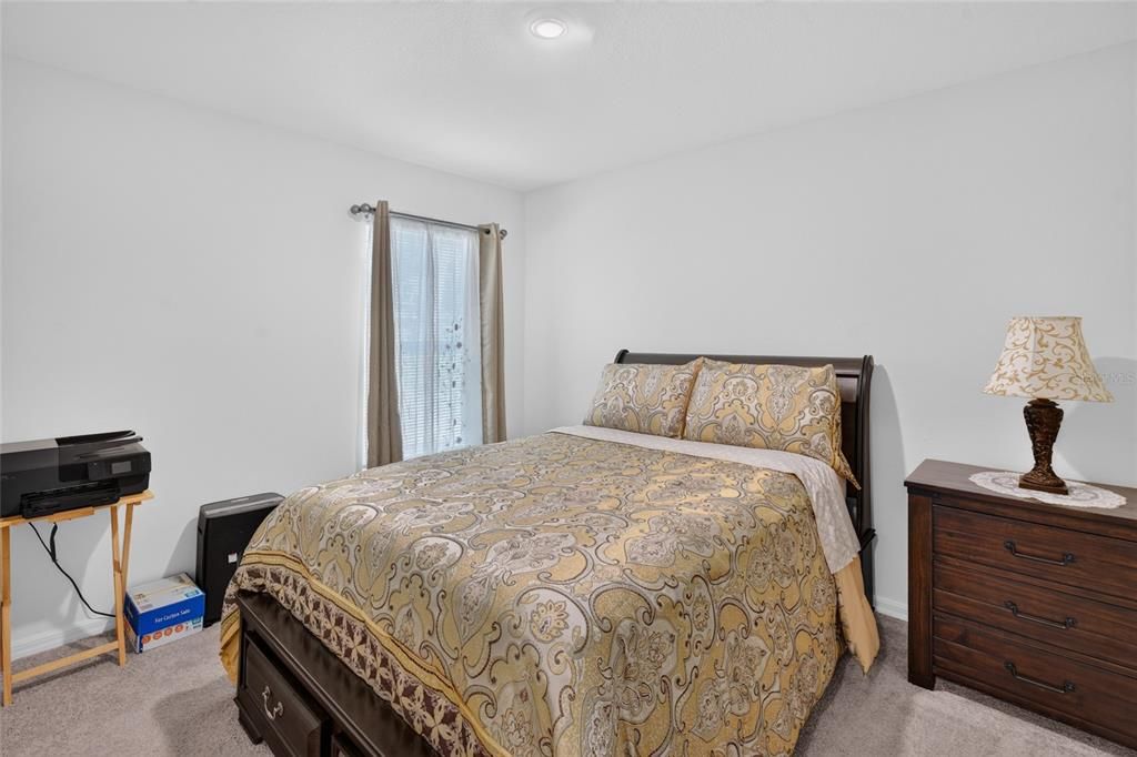 For Sale: $299,000 (3 beds, 2 baths, 1604 Square Feet)