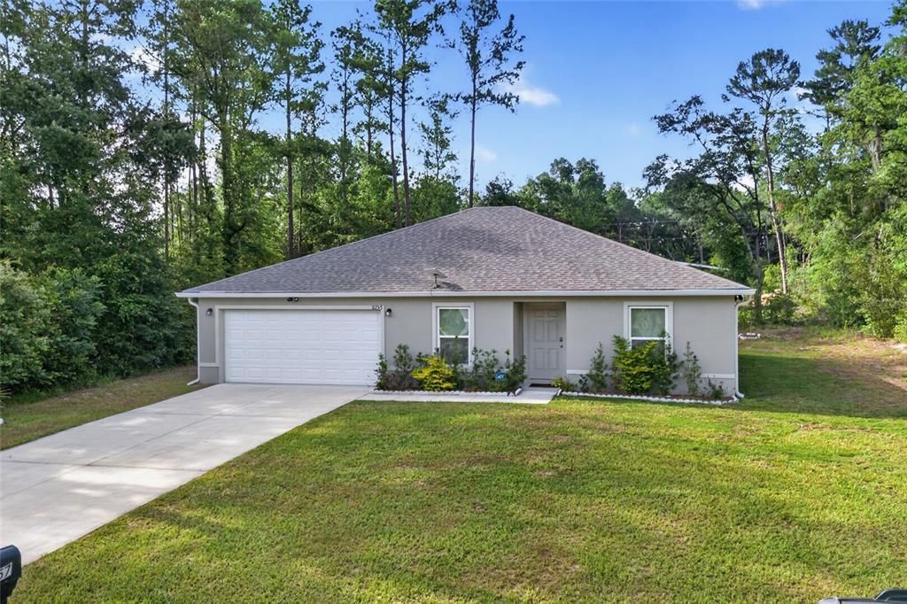 For Sale: $299,000 (3 beds, 2 baths, 1604 Square Feet)
