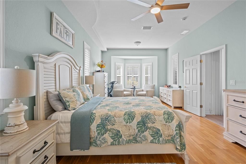 For Sale: $599,000 (4 beds, 2 baths, 2432 Square Feet)