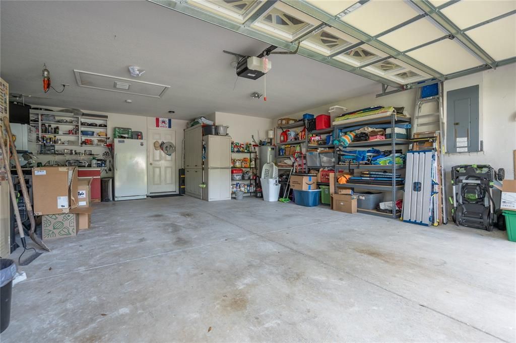 For Sale: $599,000 (4 beds, 2 baths, 2432 Square Feet)