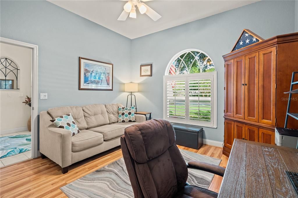 For Sale: $599,000 (4 beds, 2 baths, 2432 Square Feet)