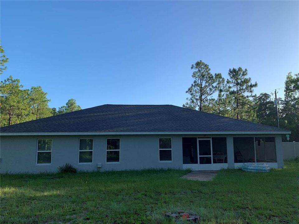 For Sale: $394,000 (4 beds, 2 baths, 1927 Square Feet)