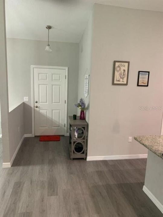 For Sale: $394,000 (4 beds, 2 baths, 1927 Square Feet)