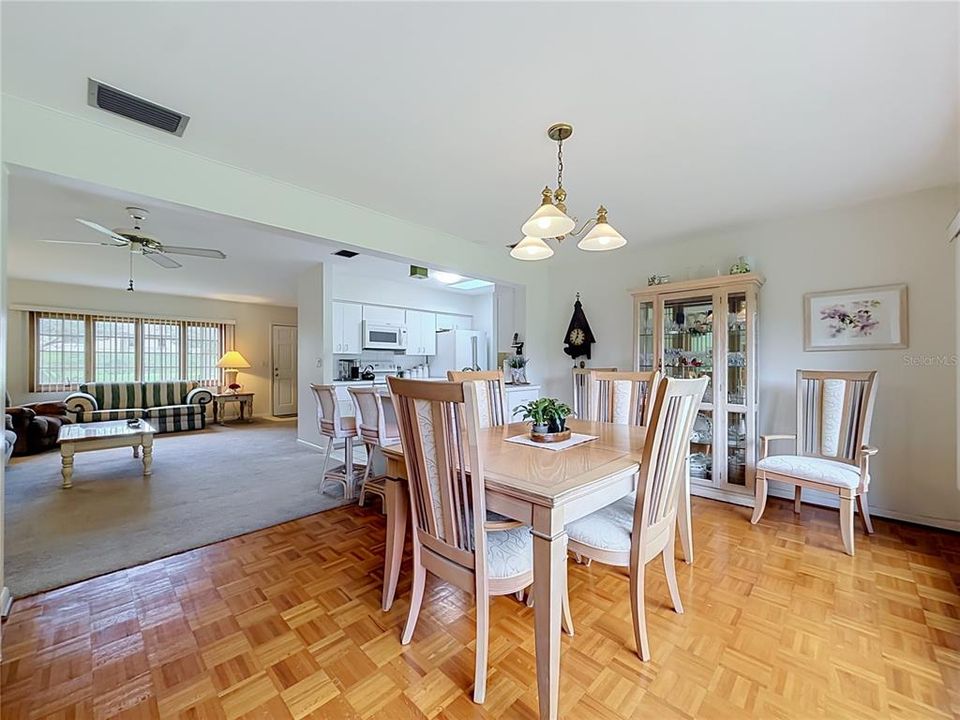 For Sale: $219,900 (2 beds, 2 baths, 1538 Square Feet)