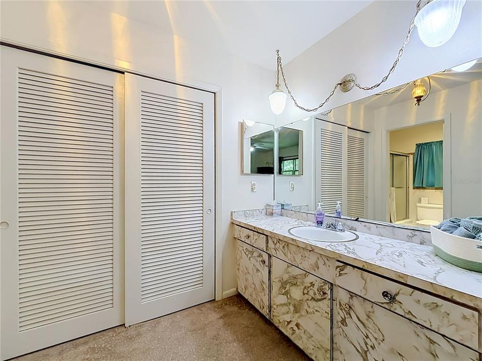 For Sale: $219,900 (2 beds, 2 baths, 1538 Square Feet)