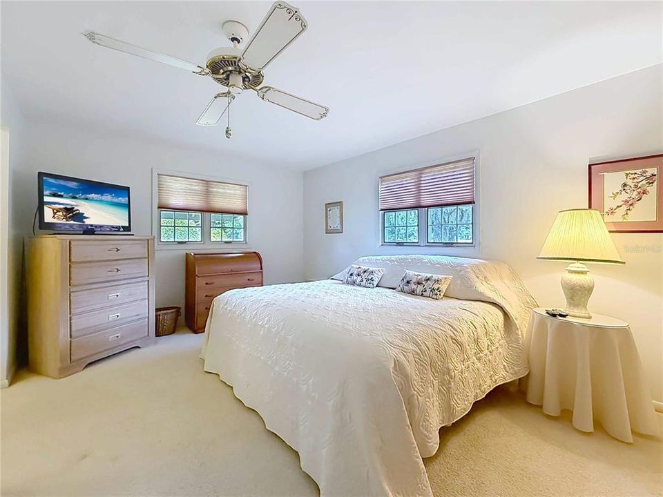 For Sale: $219,900 (2 beds, 2 baths, 1538 Square Feet)