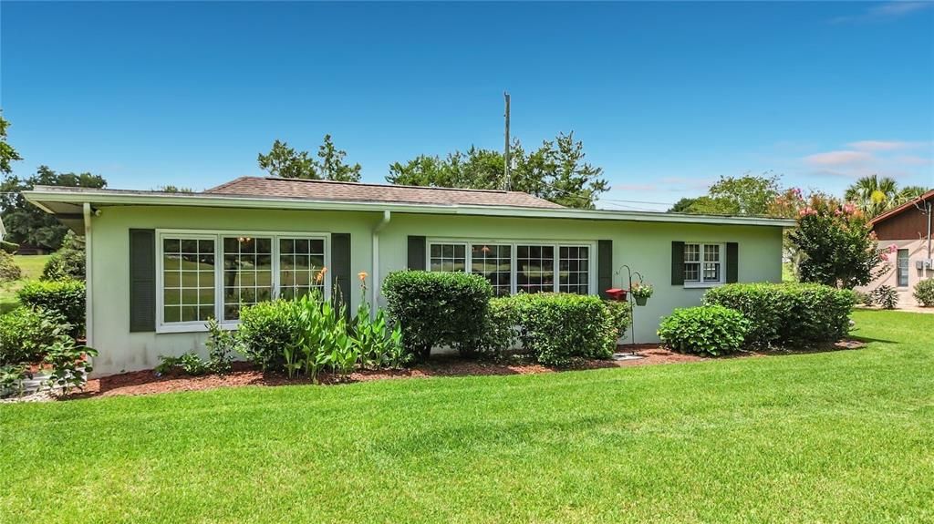 For Sale: $219,900 (2 beds, 2 baths, 1538 Square Feet)
