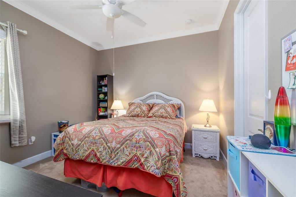 Activo con contrato: $449,900 (3 camas, 2 baños, 2024 Pies cuadrados)
