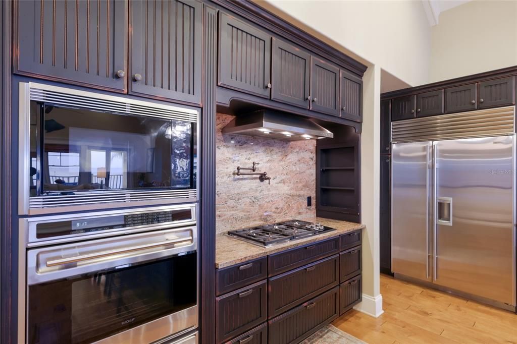 На продажу: $5,995,000 (5 спален, 5 ванн, 4995 Квадратных фут)