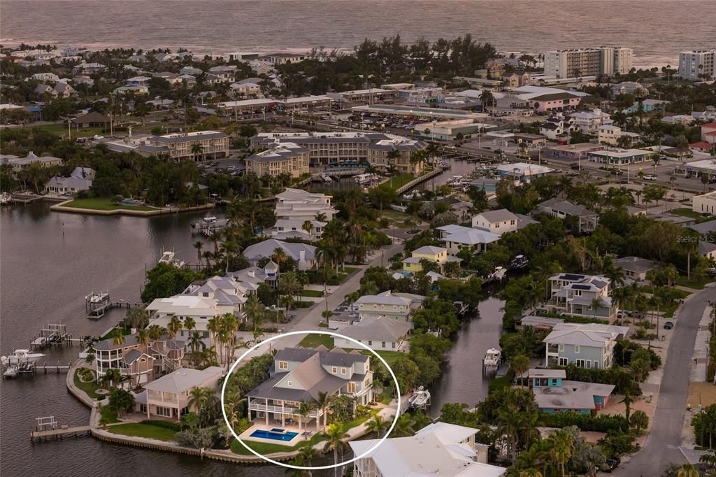 На продажу: $5,995,000 (5 спален, 5 ванн, 4995 Квадратных фут)