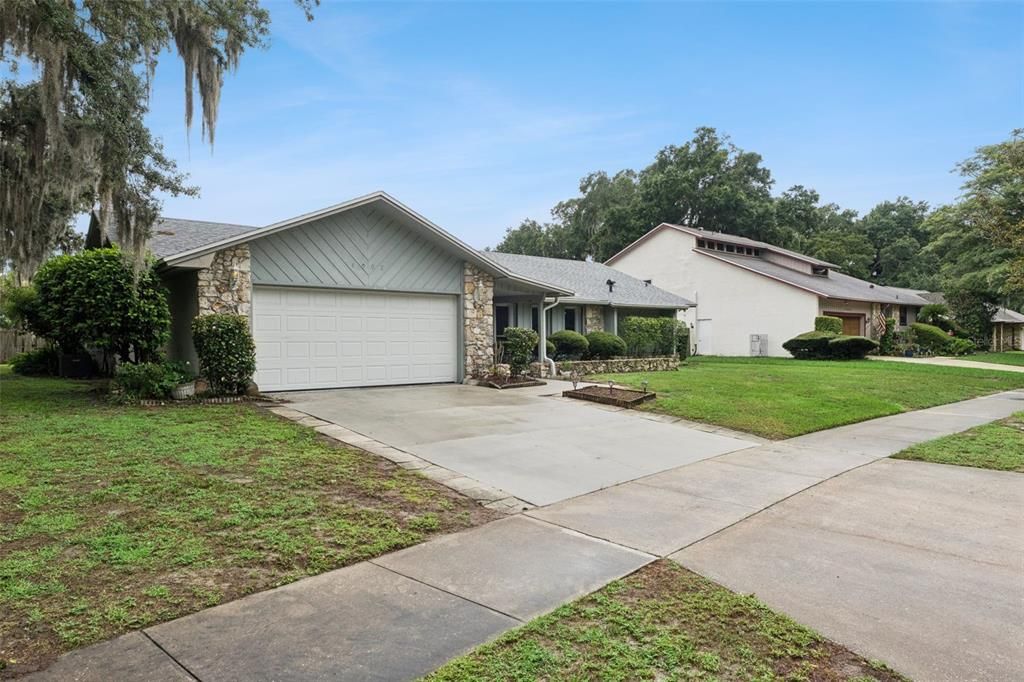For Sale: $450,000 (4 beds, 2 baths, 2178 Square Feet)