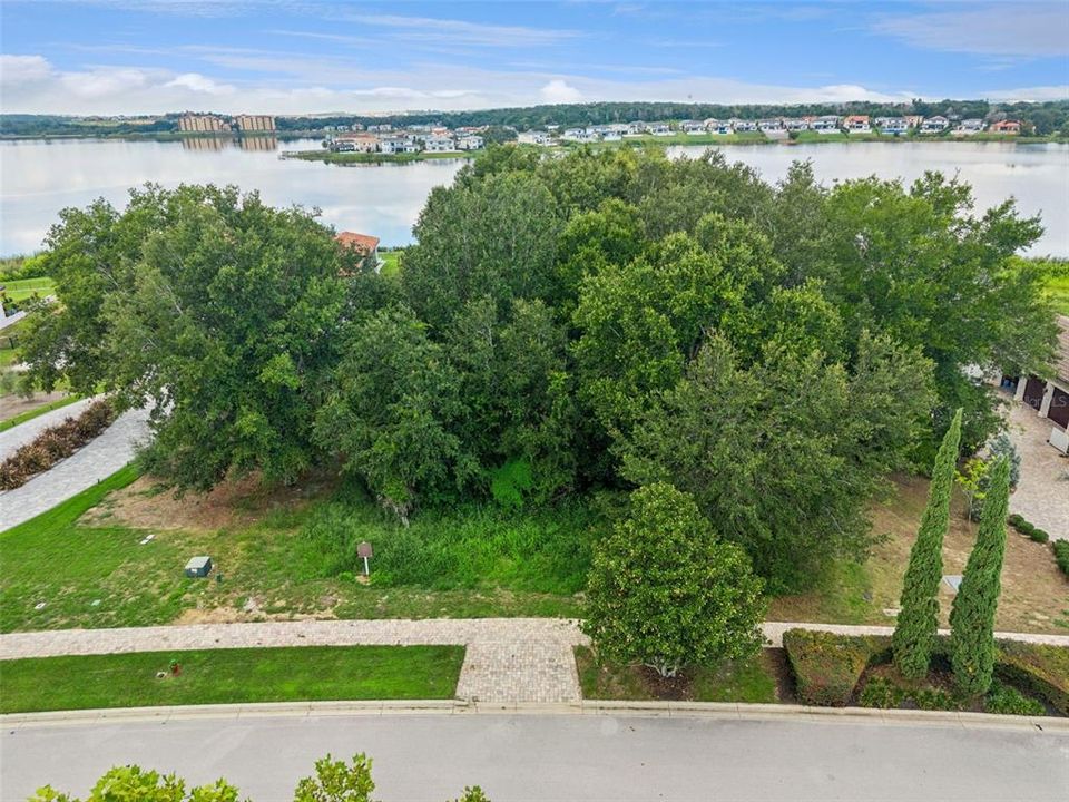 For Sale: $1,325,000 (1.11 acres)
