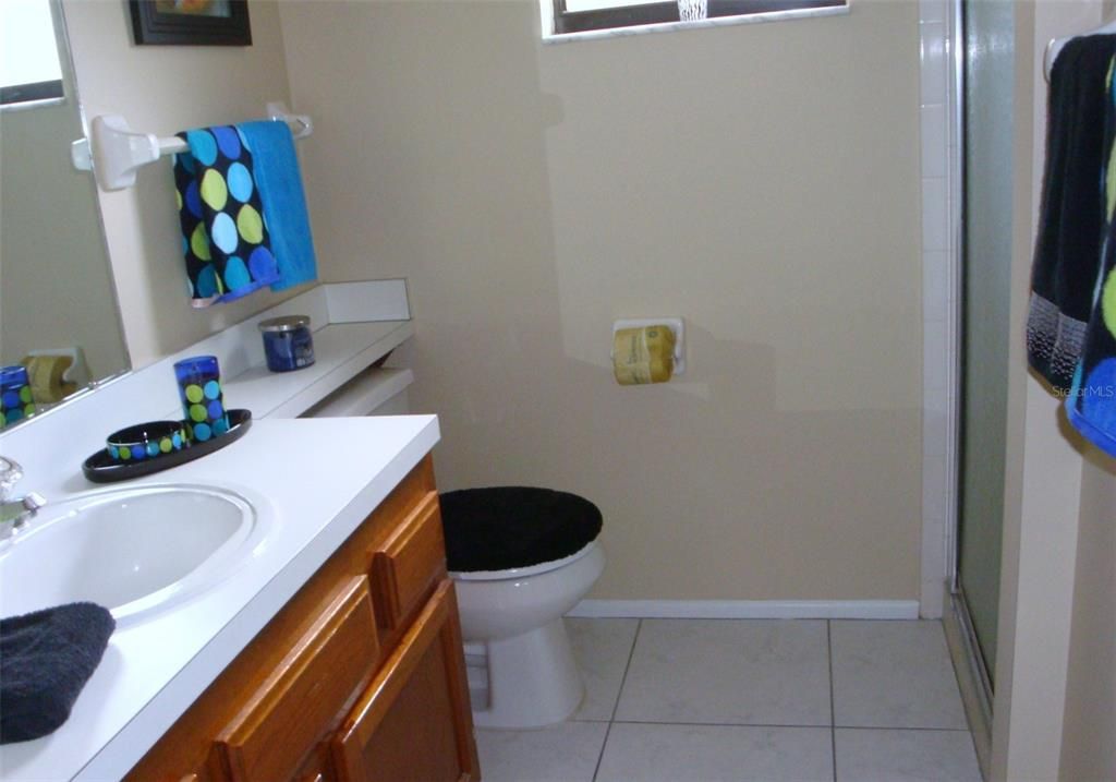 For Rent: $1,950 (2 beds, 2 baths, 924 Square Feet)