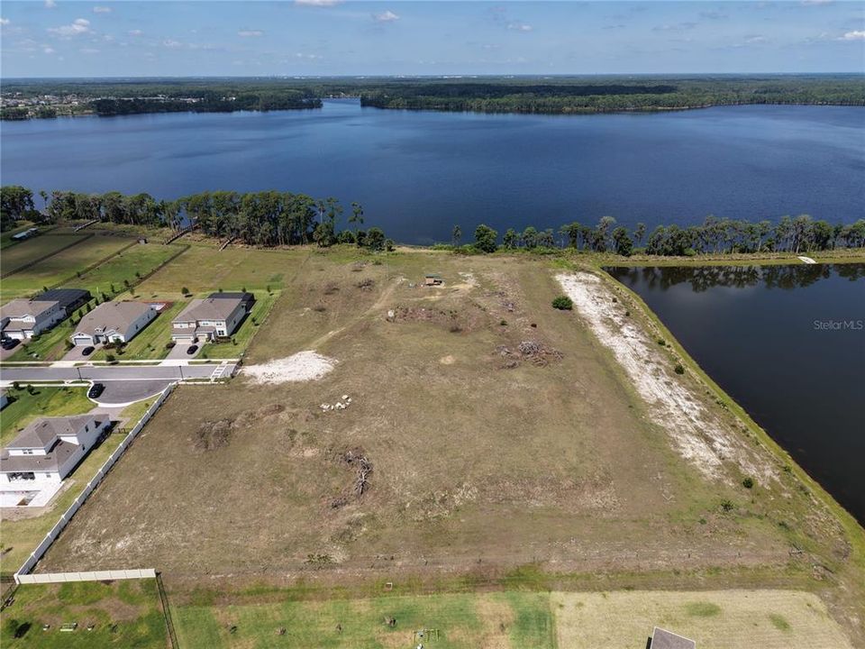 For Sale: $3,499,000 (6.07 acres)