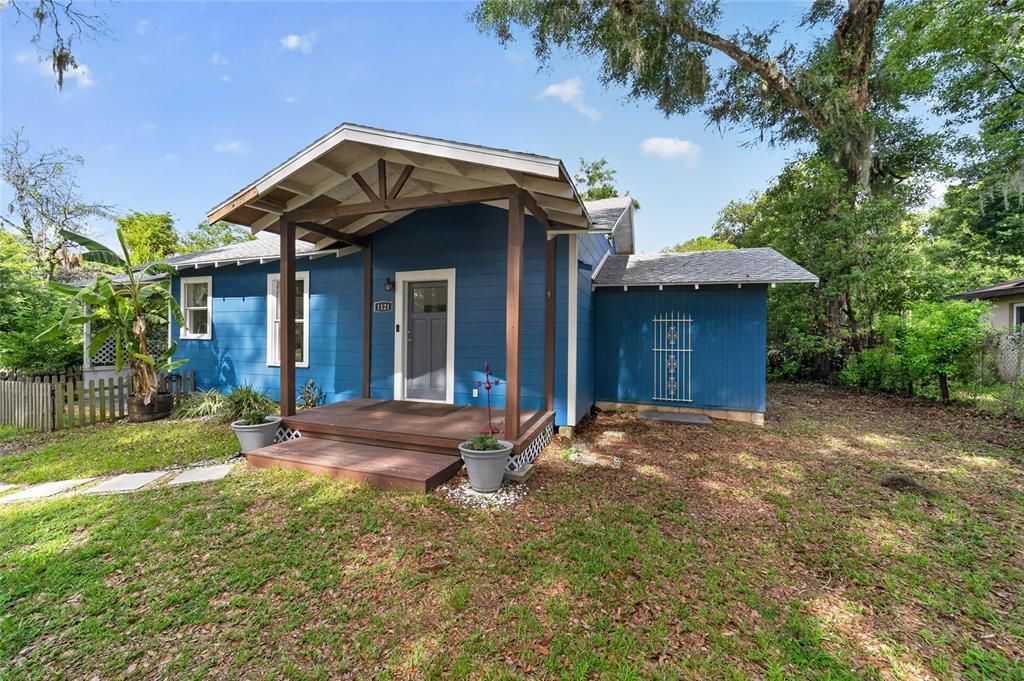 For Sale: $249,900 (3 beds, 2 baths, 1386 Square Feet)