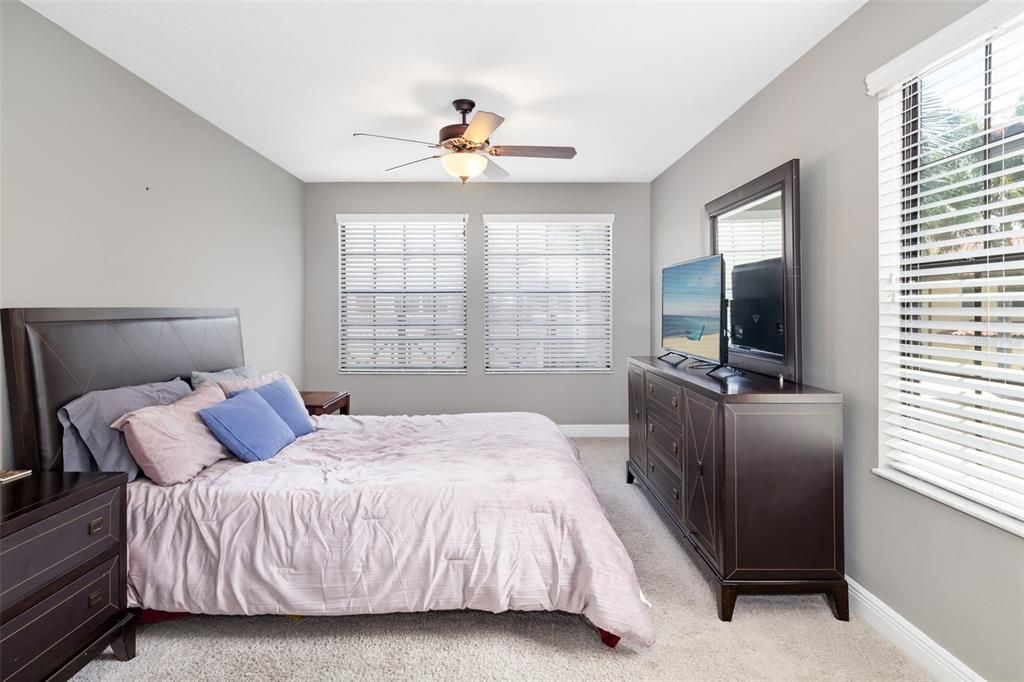 For Sale: $399,000 (3 beds, 2 baths, 1910 Square Feet)