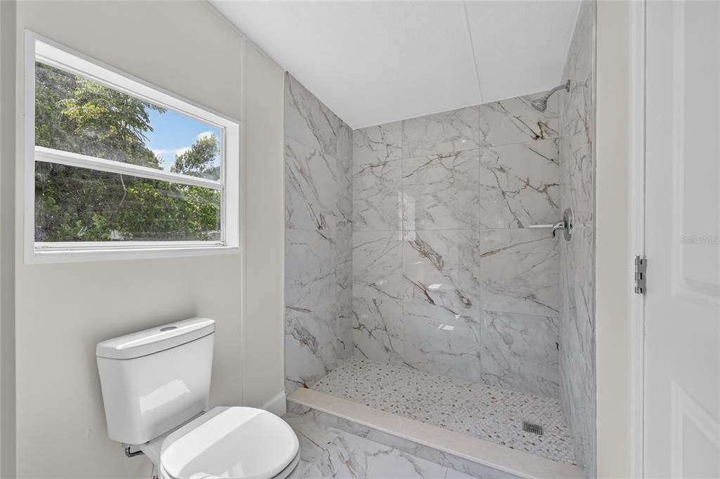 For Sale: $214,900 (3 beds, 2 baths, 1620 Square Feet)