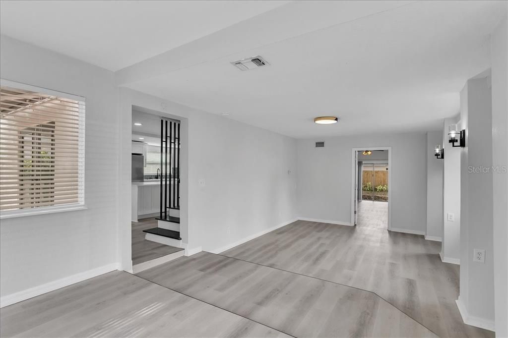 В аренду: $3,000 (4 спален, 2 ванн, 2634 Квадратных фут)