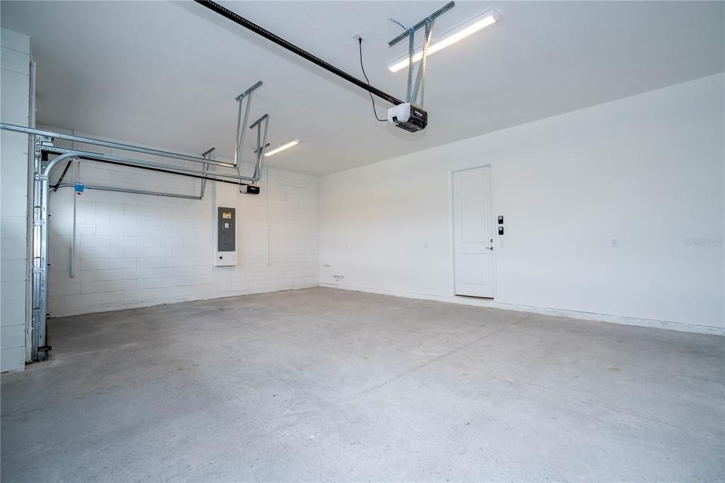 В аренду: $6,000 (4 спален, 3 ванн, 4272 Квадратных фут)