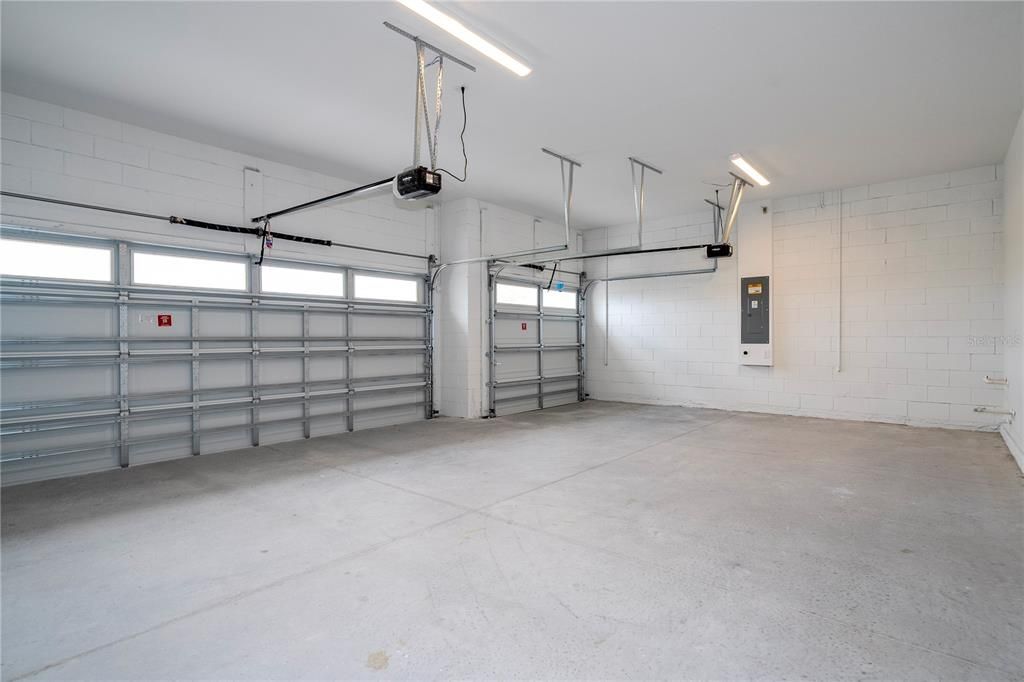 В аренду: $6,000 (4 спален, 3 ванн, 4272 Квадратных фут)