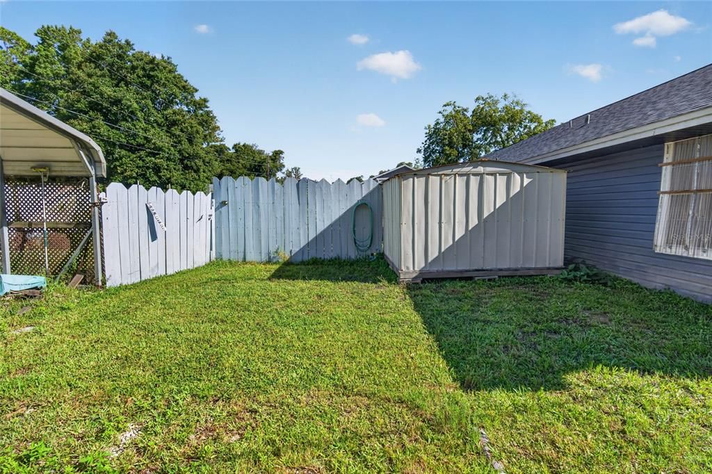 For Sale: $289,000 (3 beds, 2 baths, 1255 Square Feet)