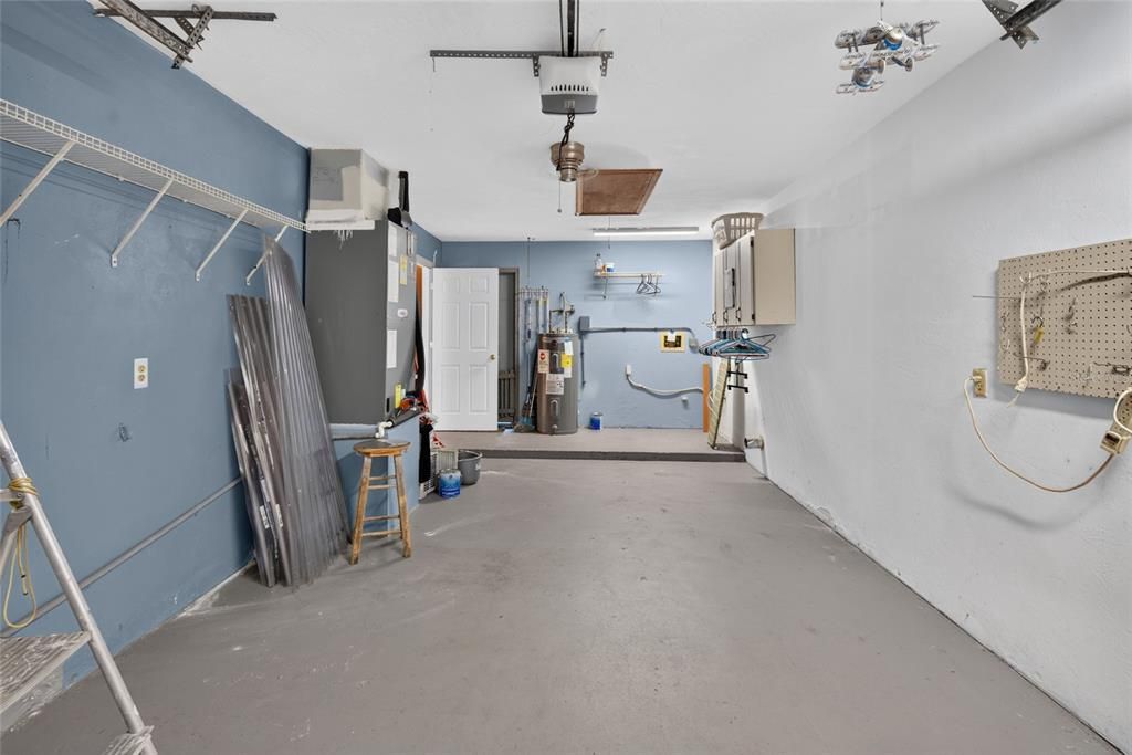 For Sale: $289,000 (3 beds, 2 baths, 1255 Square Feet)