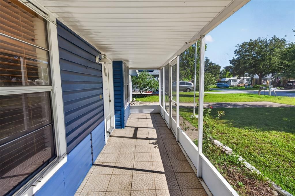 For Sale: $289,000 (3 beds, 2 baths, 1255 Square Feet)