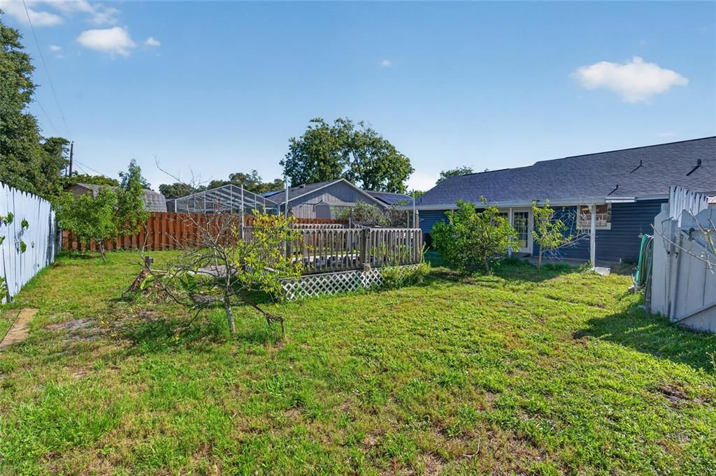 For Sale: $289,000 (3 beds, 2 baths, 1255 Square Feet)
