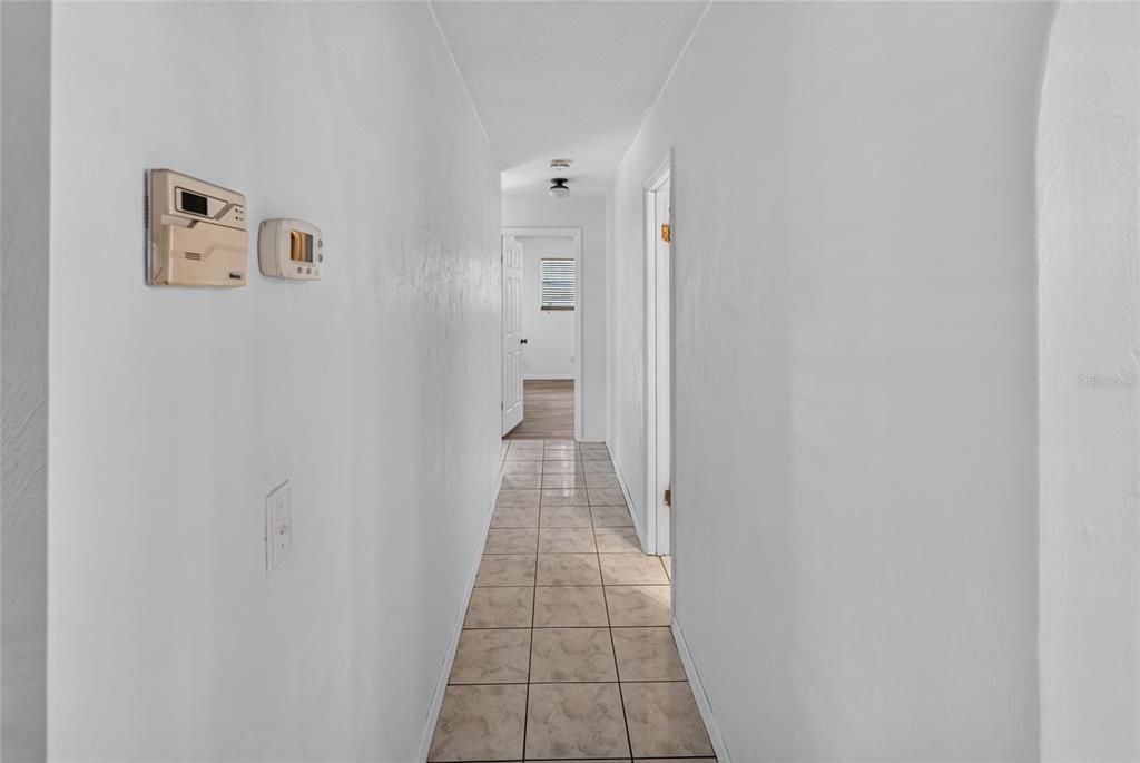 For Sale: $289,000 (3 beds, 2 baths, 1255 Square Feet)