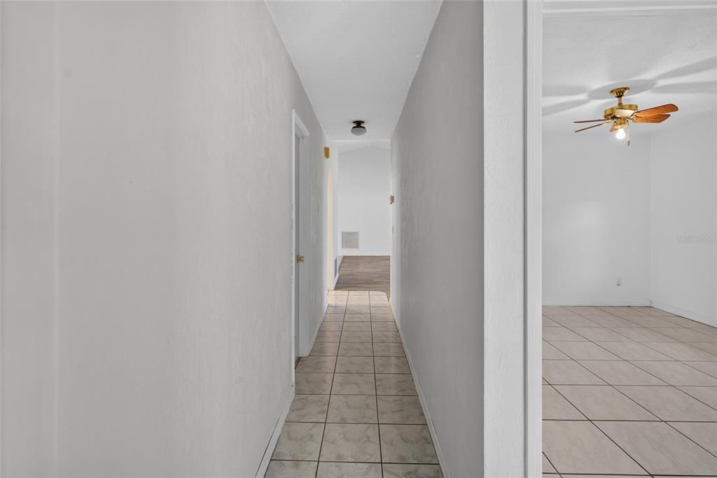For Sale: $289,000 (3 beds, 2 baths, 1255 Square Feet)