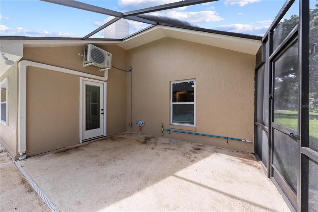 For Sale: $600,000 (4 beds, 3 baths, 2445 Square Feet)