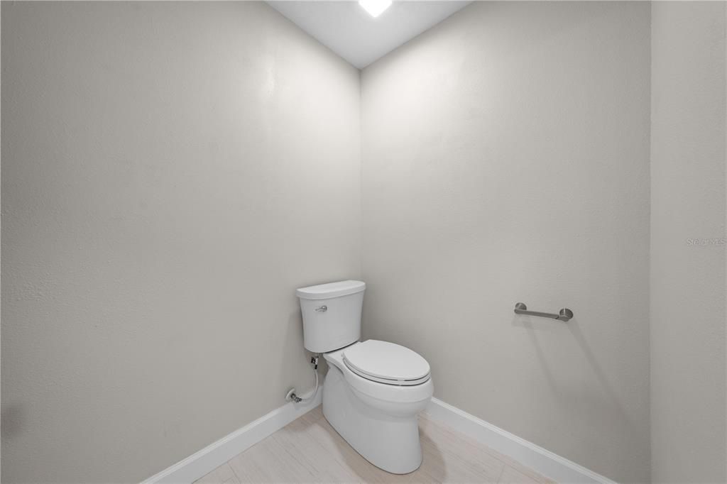 For Sale: $600,000 (4 beds, 3 baths, 2445 Square Feet)