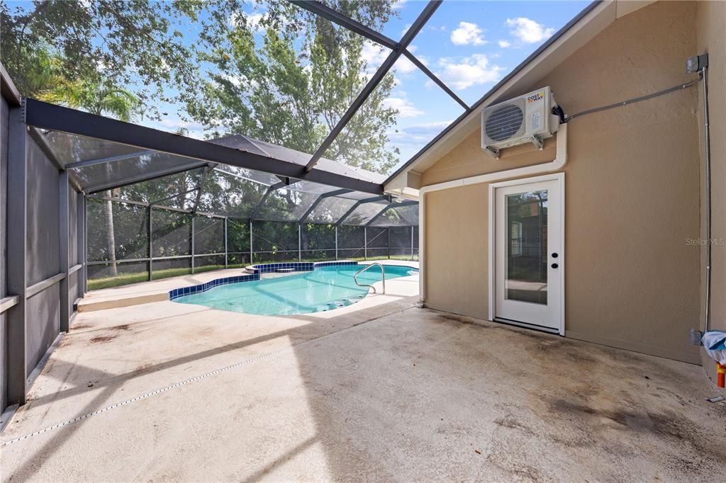 For Sale: $600,000 (4 beds, 3 baths, 2445 Square Feet)