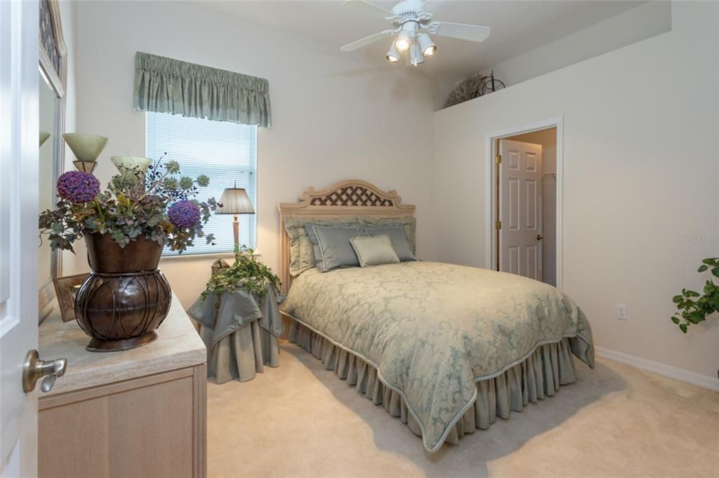For Sale: $448,900 (3 beds, 2 baths, 2441 Square Feet)