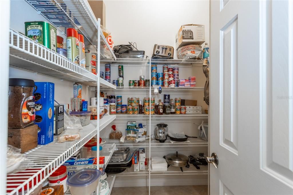 For Sale: $448,900 (3 beds, 2 baths, 2441 Square Feet)