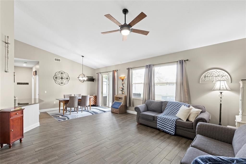 For Sale: $619,000 (4 beds, 3 baths, 2400 Square Feet)