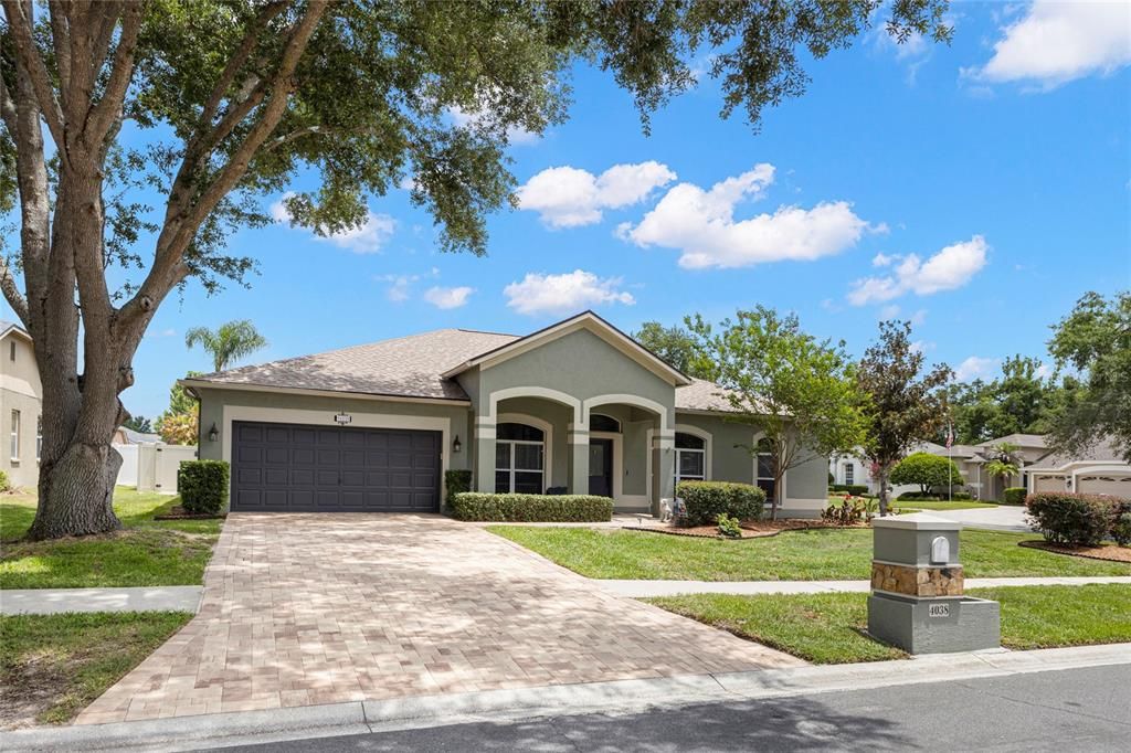 For Sale: $619,000 (4 beds, 3 baths, 2400 Square Feet)
