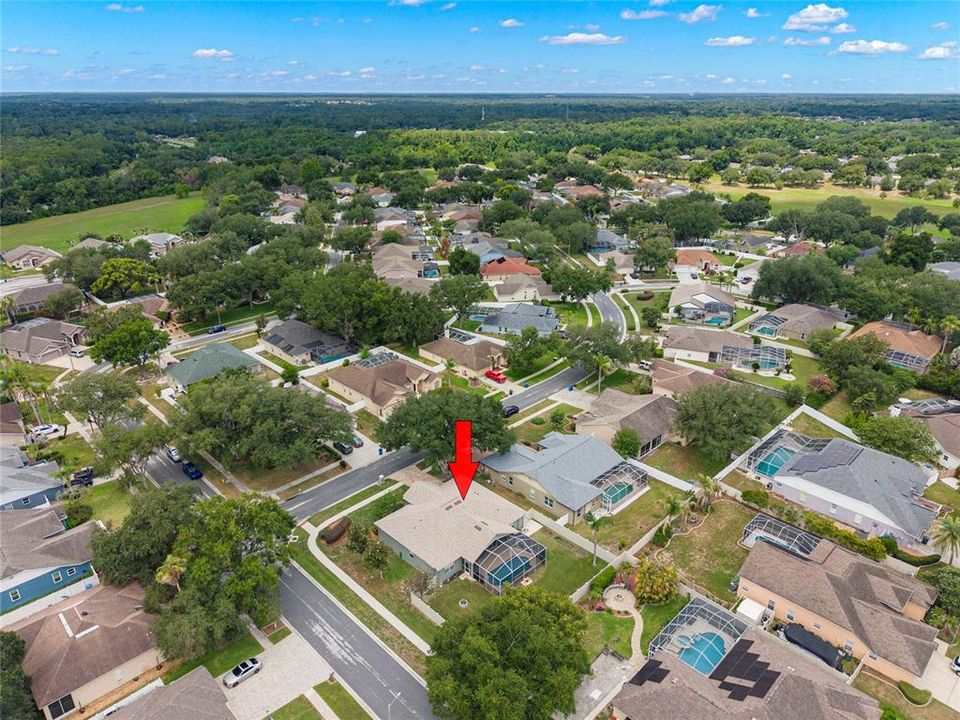 For Sale: $619,000 (4 beds, 3 baths, 2400 Square Feet)