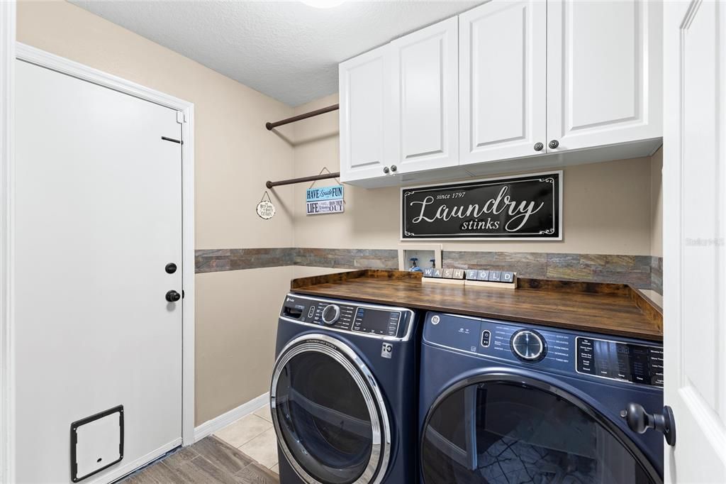 For Sale: $619,000 (4 beds, 3 baths, 2400 Square Feet)
