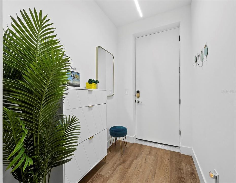 En Venta: $444,000 (1 camas, 1 baños, 810 Pies cuadrados)