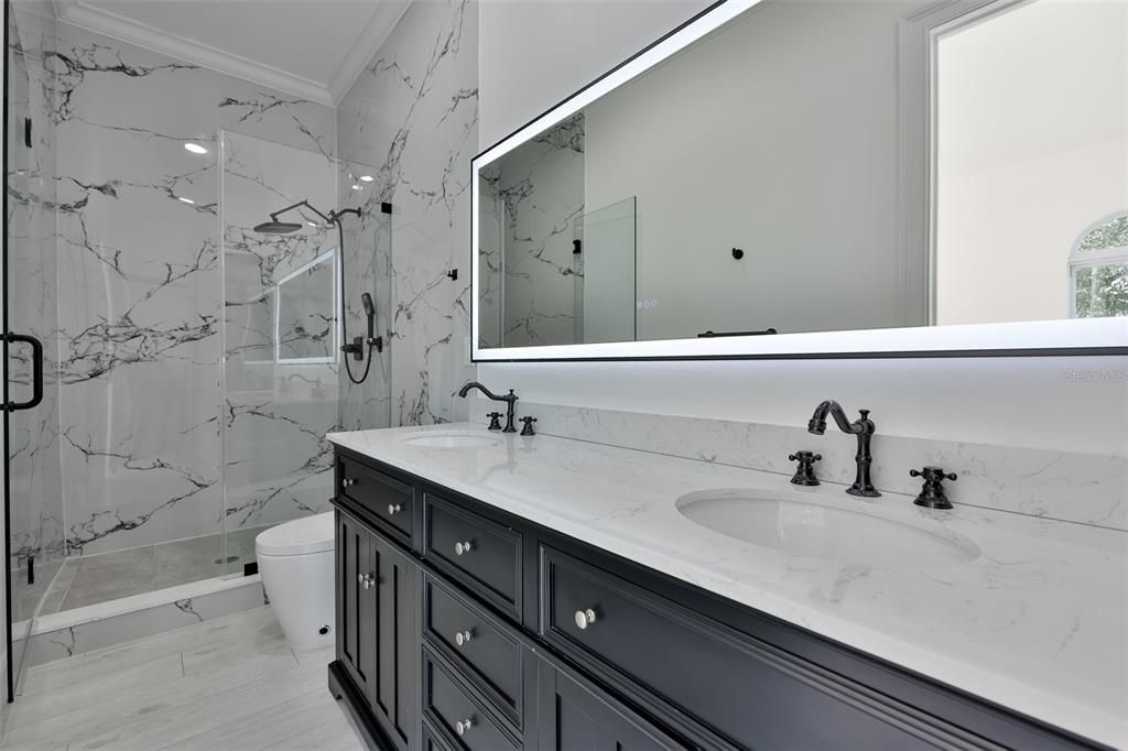 В аренду: $4,200 (4 спален, 2 ванн, 2098 Квадратных фут)