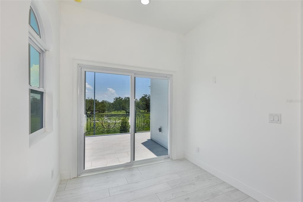 В аренду: $4,200 (4 спален, 2 ванн, 2098 Квадратных фут)