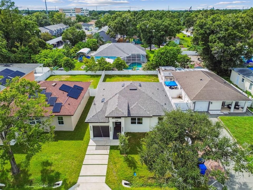For Sale: $484,900 (3 beds, 2 baths, 1492 Square Feet)