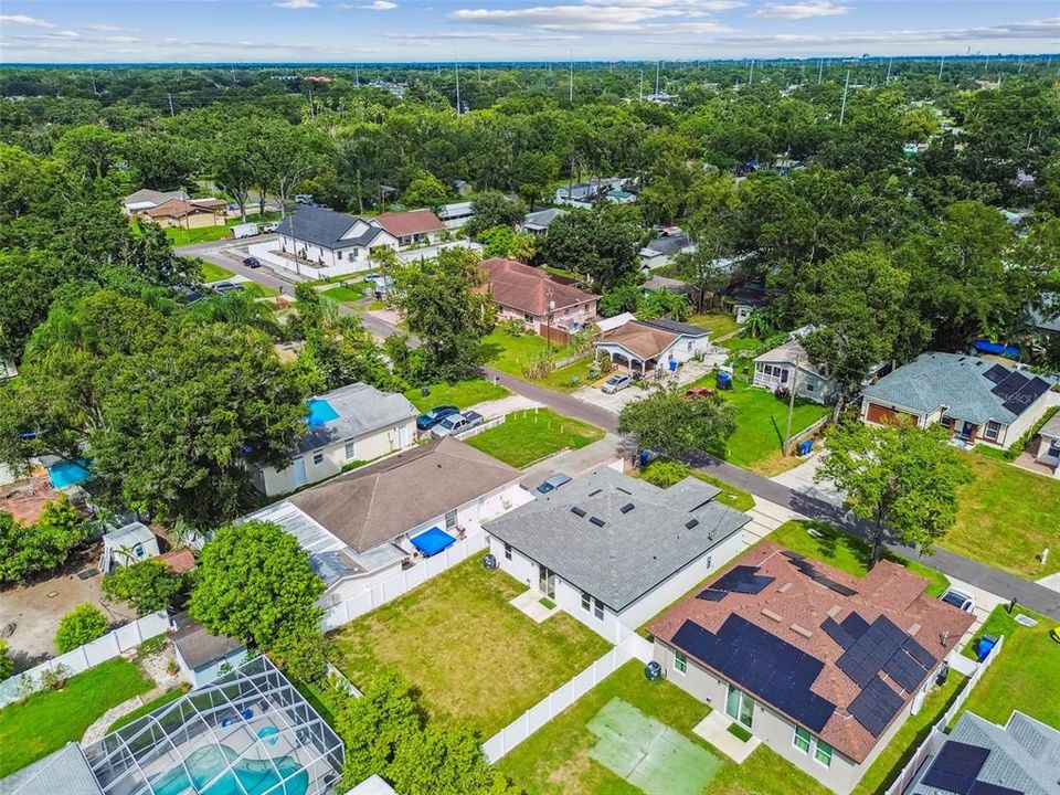 For Sale: $484,900 (3 beds, 2 baths, 1492 Square Feet)