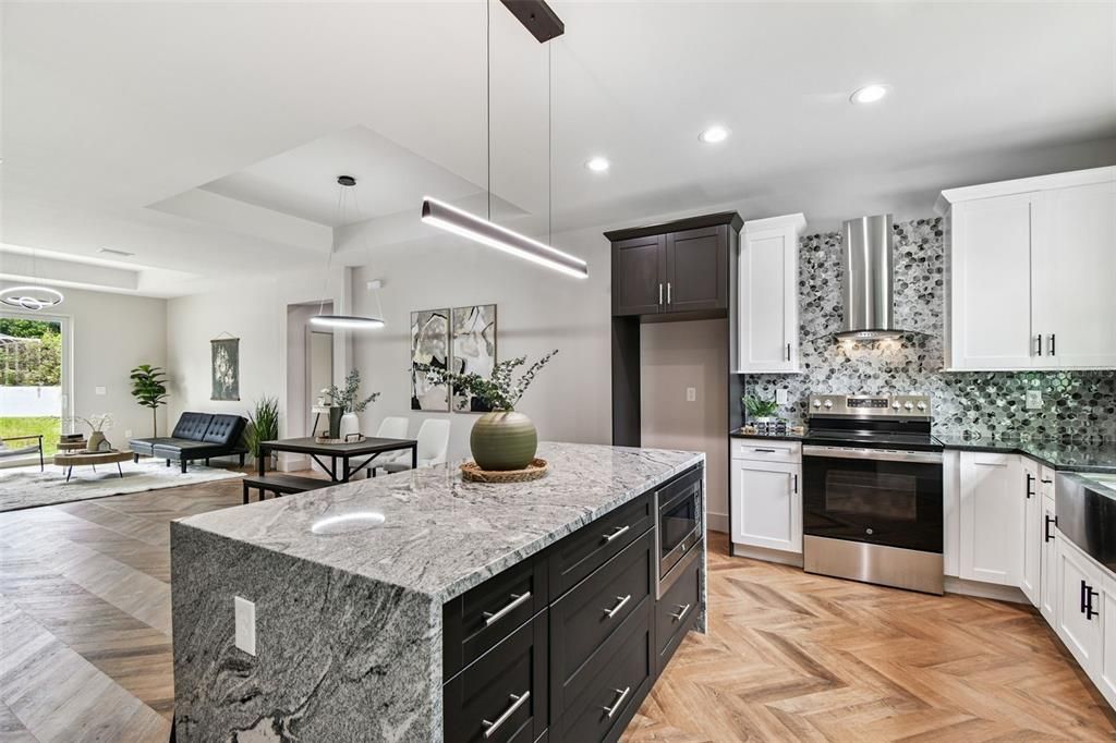 For Sale: $484,900 (3 beds, 2 baths, 1492 Square Feet)