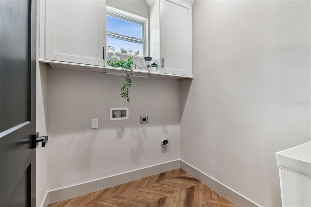 For Sale: $484,900 (3 beds, 2 baths, 1492 Square Feet)