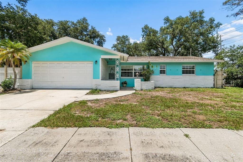 Activo con contrato: $368,000 (2 camas, 2 baños, 1338 Pies cuadrados)