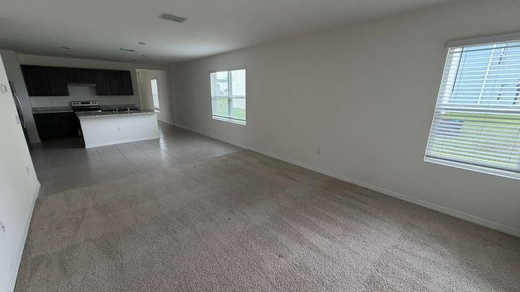 For Rent: $2,200 (3 beds, 2 baths, 1625 Square Feet)